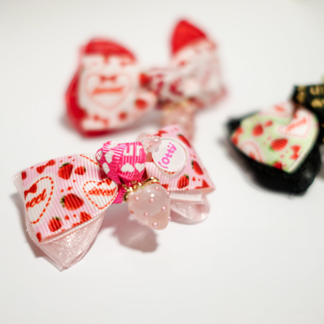 【送料無料】【CUUNオンライン限定】Otty いちごモチーフ バレッタリボン|Otty × HELLO KITTY × CanNanaにピッタリ!
