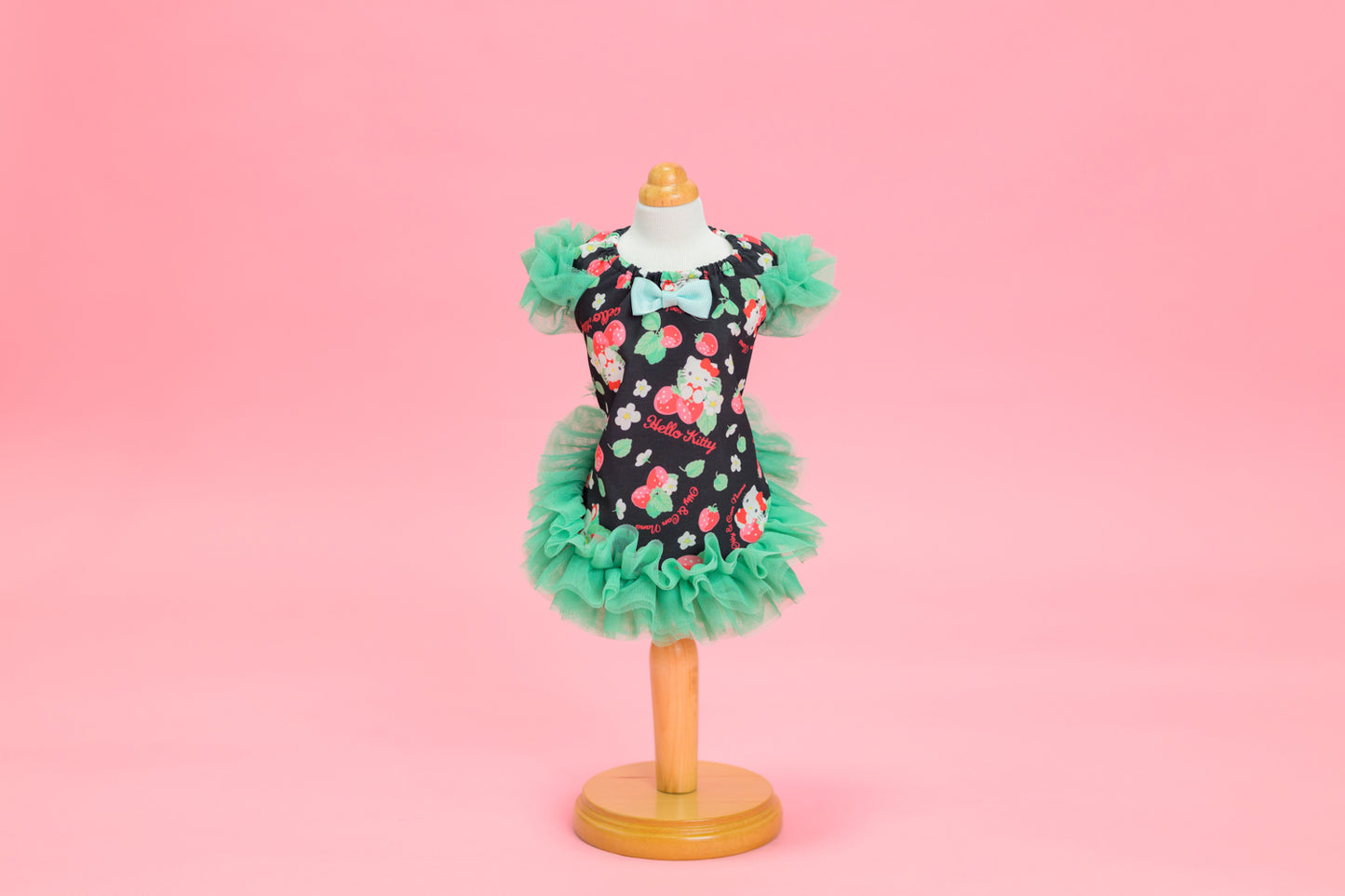 【送料無料】Otty20周年記念|Otty × HELLO KITTY × CanNana コラボドレス|公式限定・CUUN掲載特典付き