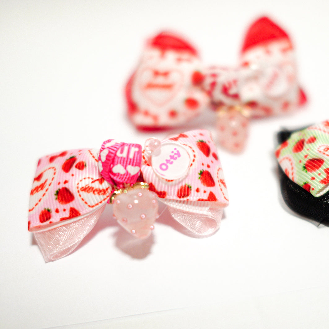 【送料無料】【CUUNオンライン限定】Otty いちごモチーフ バレッタリボン｜Otty × HELLO KITTY × CanNanaにピッタリ！